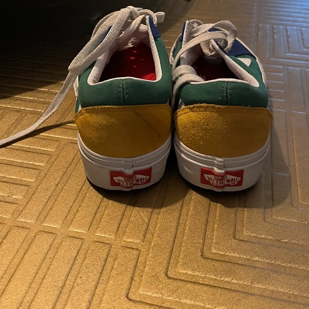 Vans - Picture 5 of 5